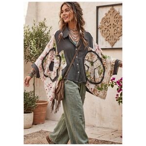 POL Button-Down Shirt with Floral & Peace Patchwork Kimono Sleeves